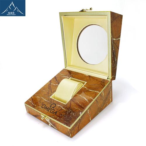 工厂供应**木质手表盒 **珠宝首饰盒 手表包装盒 饰品.